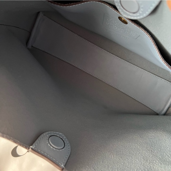 Coach Brooklyn 28 Shoulder Bag in Bluebell - Picture 12 of 16